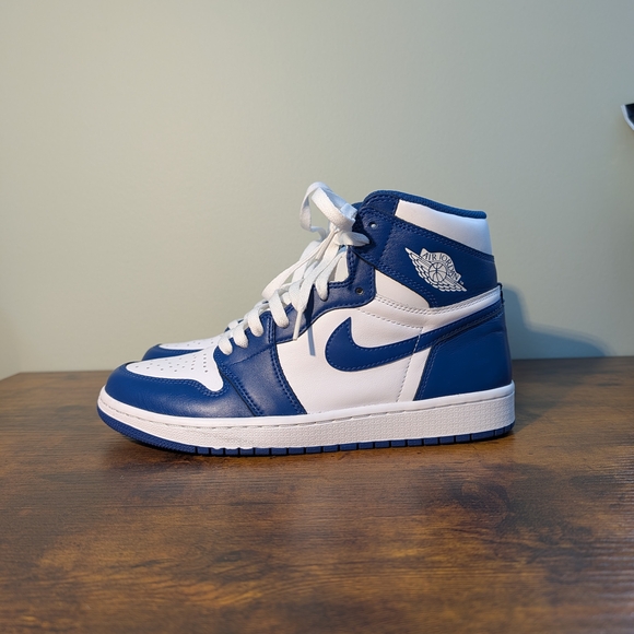 Jordan Other - 2016 Air Jordan 1 Retro High OG "Storm Blue" Size 8.5 style code 555088-127